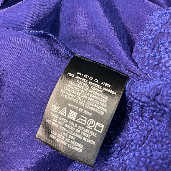 Anthropologie MAEVE Short Sleeve V Neck Tie Waist Purple Embroidered Tunic 8 INV - Picture 10 of 10